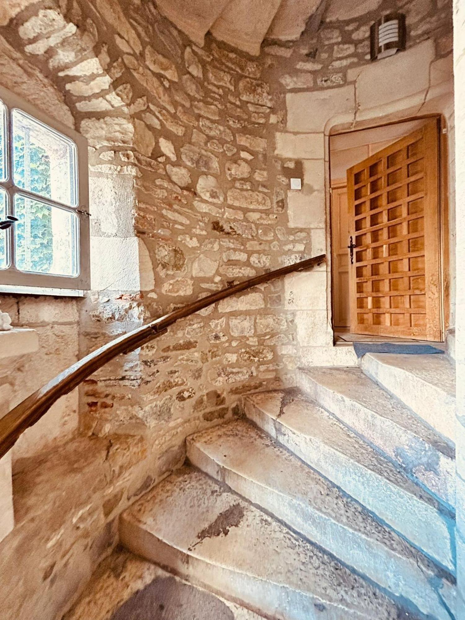 Anastasia Villefranche-de-Rouergue Luaran gambar